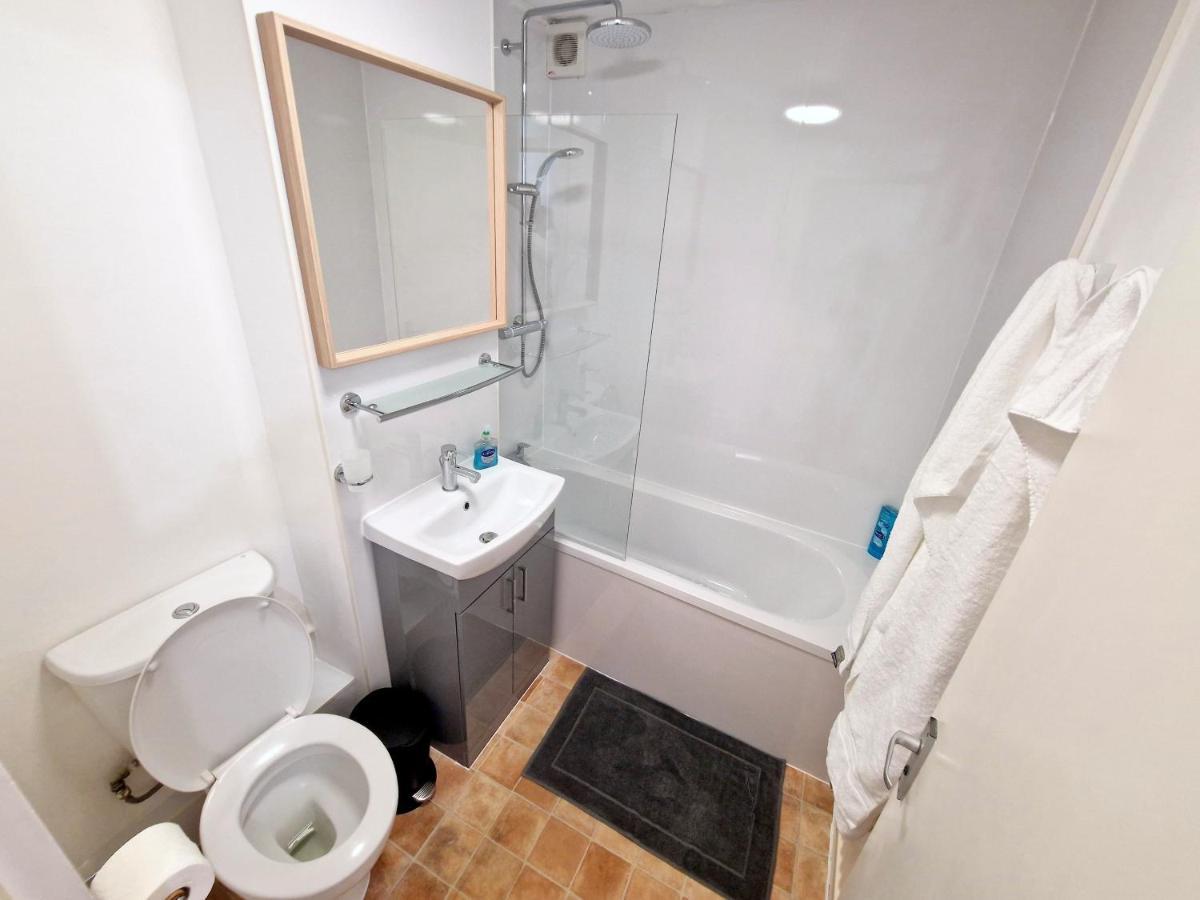 伦敦Flat In Battersea, 5 Minutes From Clapham Junction Station公寓 外观 照片