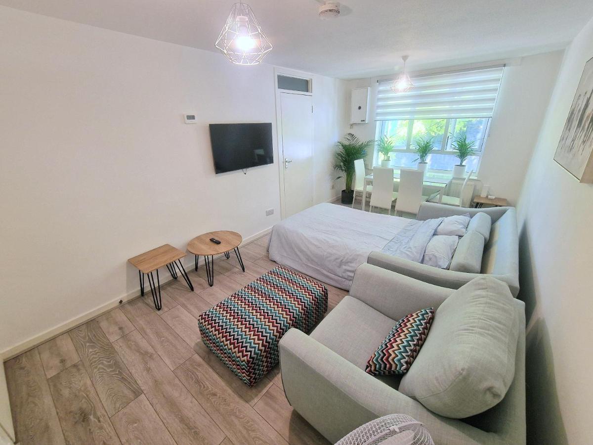 伦敦Flat In Battersea, 5 Minutes From Clapham Junction Station公寓 外观 照片