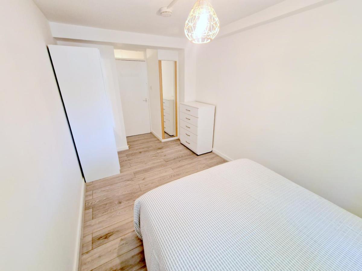 伦敦Flat In Battersea, 5 Minutes From Clapham Junction Station公寓 外观 照片